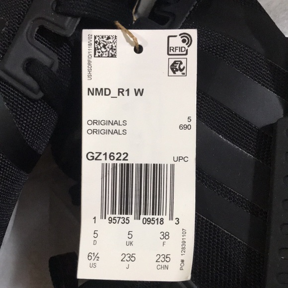 New Addias NMD_R1 W NEW BNIB 6.5 youth /8 womens NEW BNIB - Picture 2 of 6